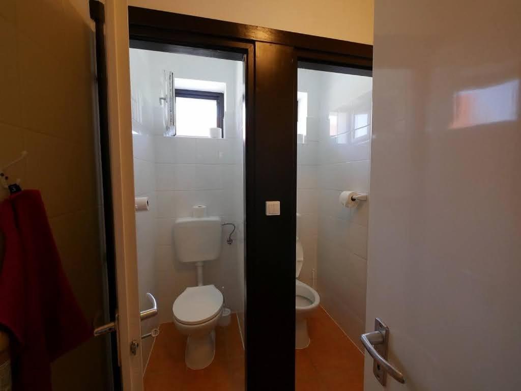 Almosdi Topart Vendeghaz Exteriör bild